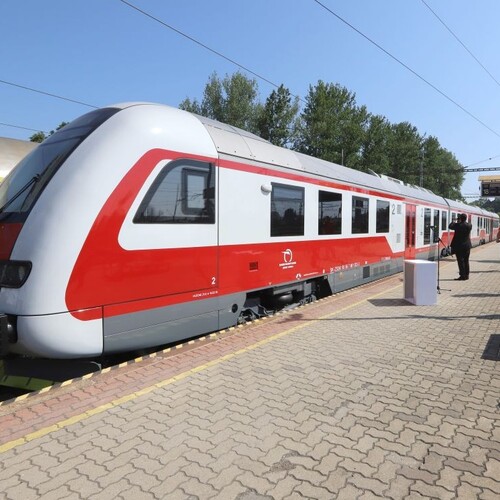 Vlakmi sa najčastejšie cestuje v Bratislavskom a Žilinskom kraji. Koľko ľudí sa nimi prevezie?