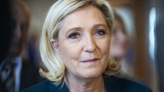 Ak by sa prezidentské voľby opakovali, Le Penová by porazila Macrona, vyplýva z prieskumu