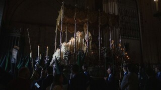 Veriaci zaplnili ulice v španielskej Seville, oslavovali jedno z najznámejších podujatí