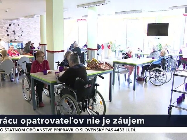O prácu opatrovateľov nie je záujem. Môžu za to najmä nízke platy