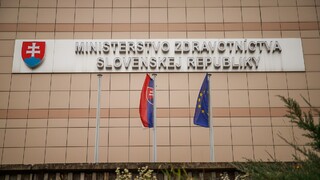 Budú si Slováci platiť? Rezort zdravotníctva prerozdelil financie, ambulancie sú nespokojné 
