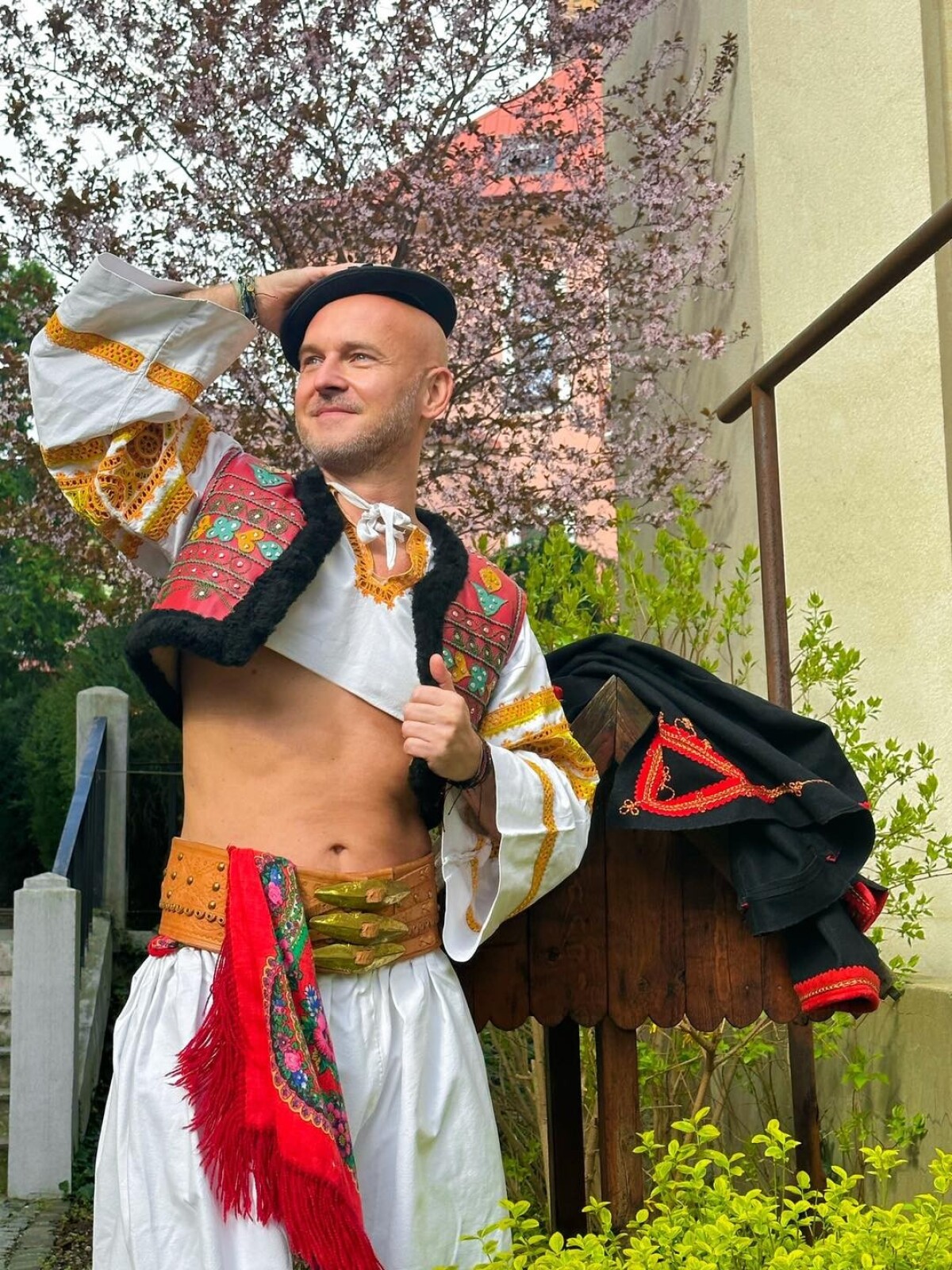 Branislav Gröhling v očovskom kroji