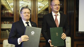 Šéf maďarskej diplomacie nečakane navštívil Moskvu. Dohodol predĺženie zmluvy o dodávkach plynu