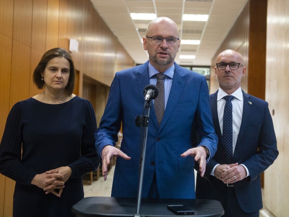 SASKA zvoláva mimoriadny parlamentný výbor, témou budú Rázsochy i plán obnovy