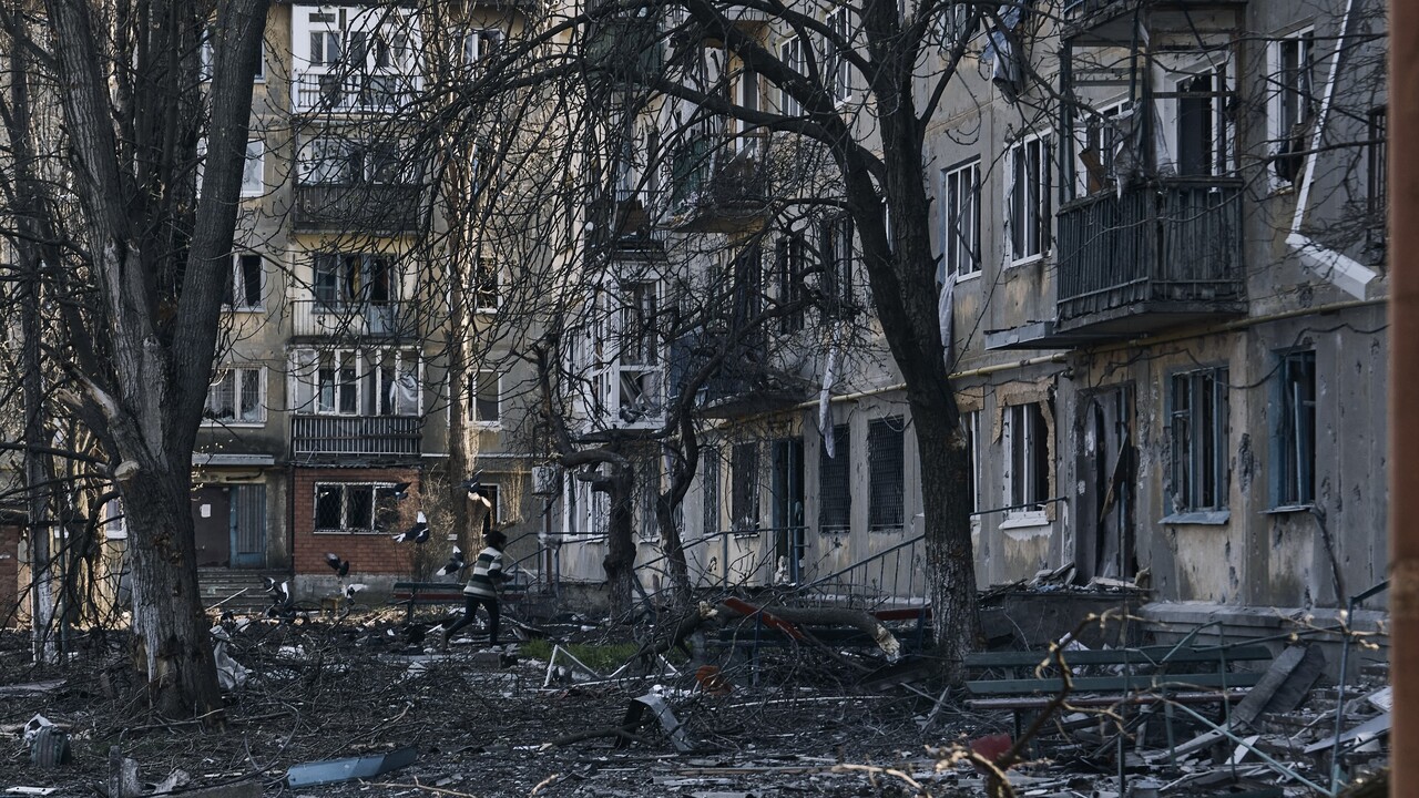 Boje v okolí Bachmutu pokračujú. Kyjev oznámil odrazenie vyše 70 ruských útokov