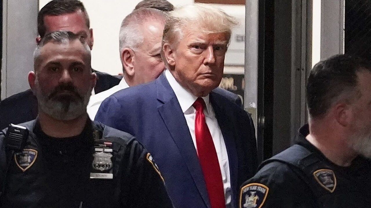 Trump prezidentskú kandidatúru za žiadnych okolností nevzdá. Druhý mandát Bidena si nevie predstaviť