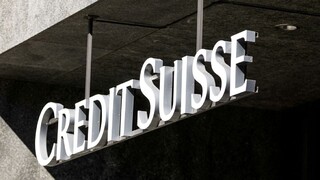 Credit Suisse po prevzatí UBS stratí približne pätinu majetku