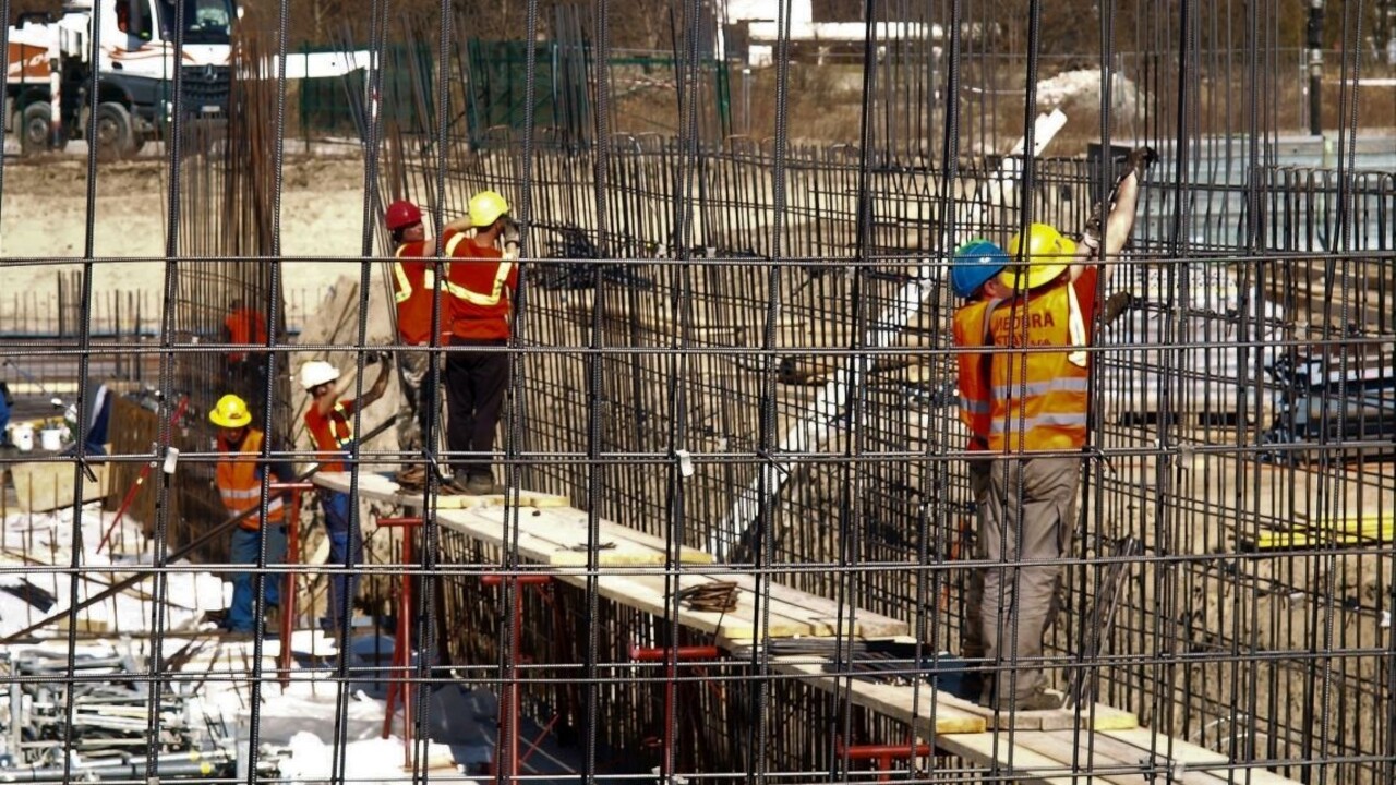 Ekonomická nálada je najvyššia za desať mesiacov. Najviac si polepšilo stavebníctvo a priemysel