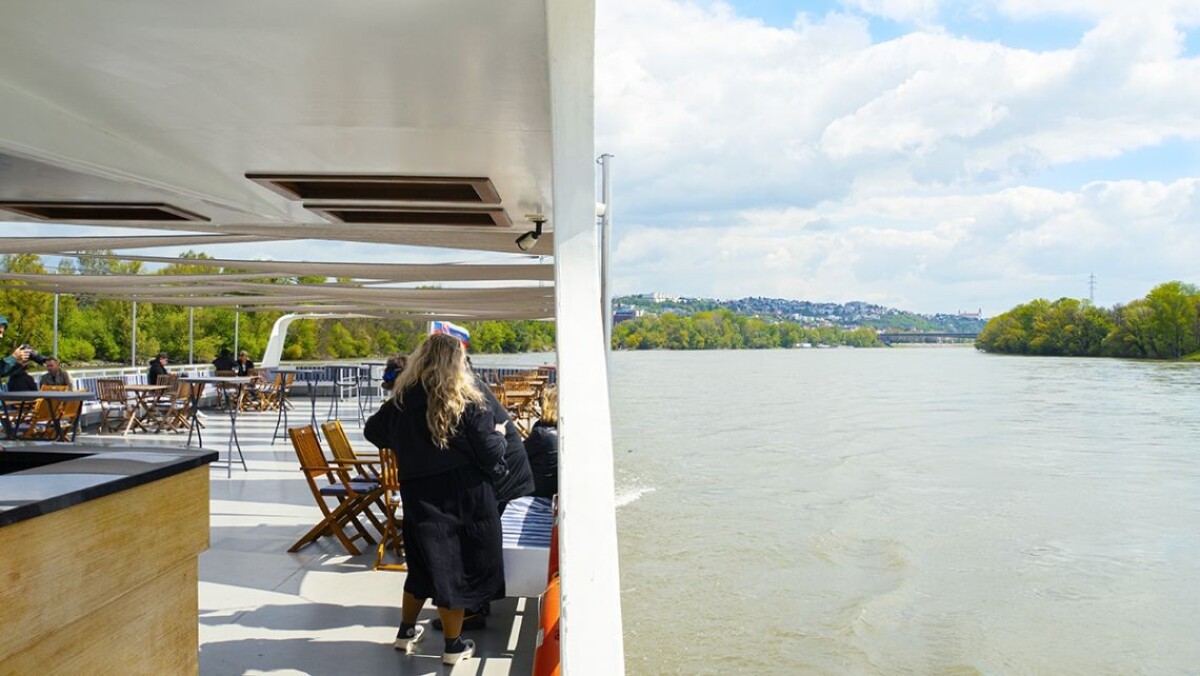 Lodná osobná doprava na Dunaji