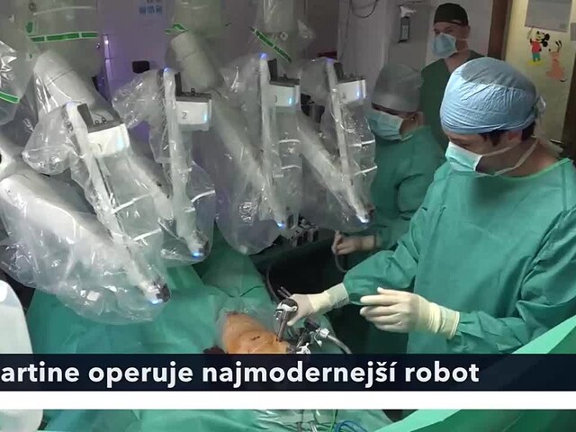 V Martine operuje najmodernejší robot. Záujem je obrovský