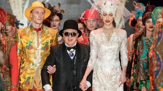Zomrel známy ruský módny tvorca Slava Zajcev. Prezývali ho Červený Dior