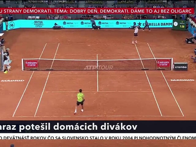 Alcaraz zdolal Bulhara Dimitrova a dostal sa do osemfinále na Madrid Open