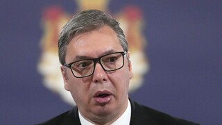 Srbský prezident reagoval na tragické útoky, prisľúbil radikálne odstránenie strelných zbraní
