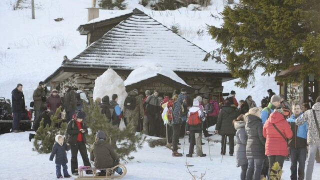 Rodina chatára Petrasa je o krok bližšie k možnosti vlastniť Rainerovu chatu