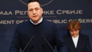Srbský minister školstva podal demisiu, urobil tak v reakcii na streľbu v škole