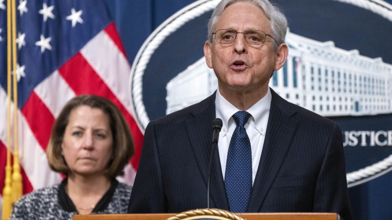 Minister USA odsúhlasil prevod zhabaných ruských prostriedkov na Ukrajinu