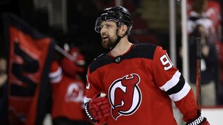 NHL: Devils vypadli z bojov o Stanleyho pohár. Slovákov na MS by tak mohli posilniť Tatar i Nemec