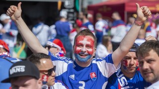 FOTO: Slovenskí fanúšikovia prišli do Rigy. Pozrite si zábery atmosféry na majstrovstvách