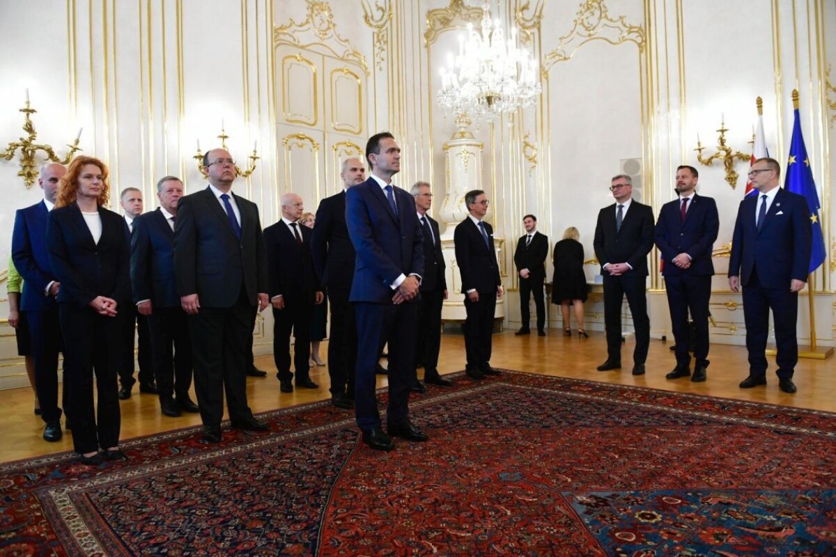 Menovanie_úradnícka vláda