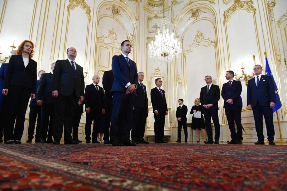 Menovanie_úradnícka vláda