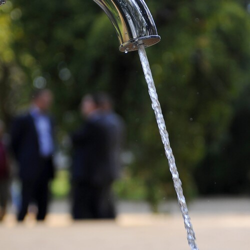 Z kohútikov im nič nevyteká. V Chorvátskom Grobe odstavili pitnú vodu pre narastajúci dlh