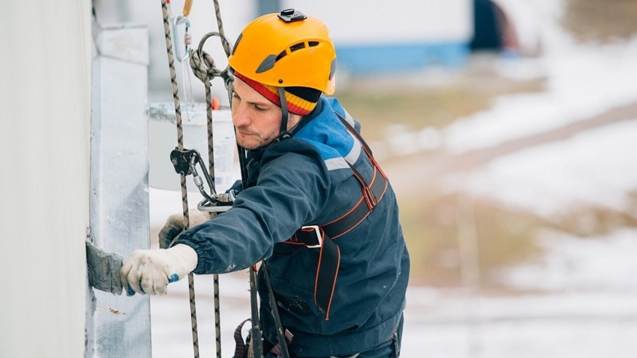 Výhodné služby výškových prác: Kde všade a na čo ich využijete?
