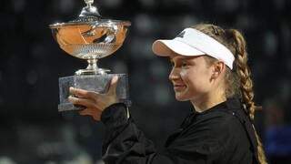 Rybakinová získala titul na antukovom turnaji v Ríme, súboj mal ale smutný koniec