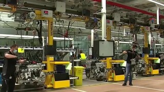 Firmy pribrzdili, zostávajú však v pluse. Európsky priemysel sa stal naopak brzdou pre hospodársky rast