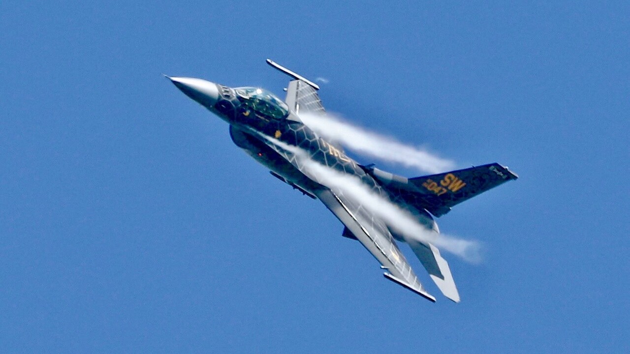 Americké stíhačky Viper smerujú do Taiwanu. Mali by tam doraziť do roku 2026