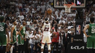NBA: Boston zdolal Miami košom v poslednej sekunde, rozhodne až siedmy zápas