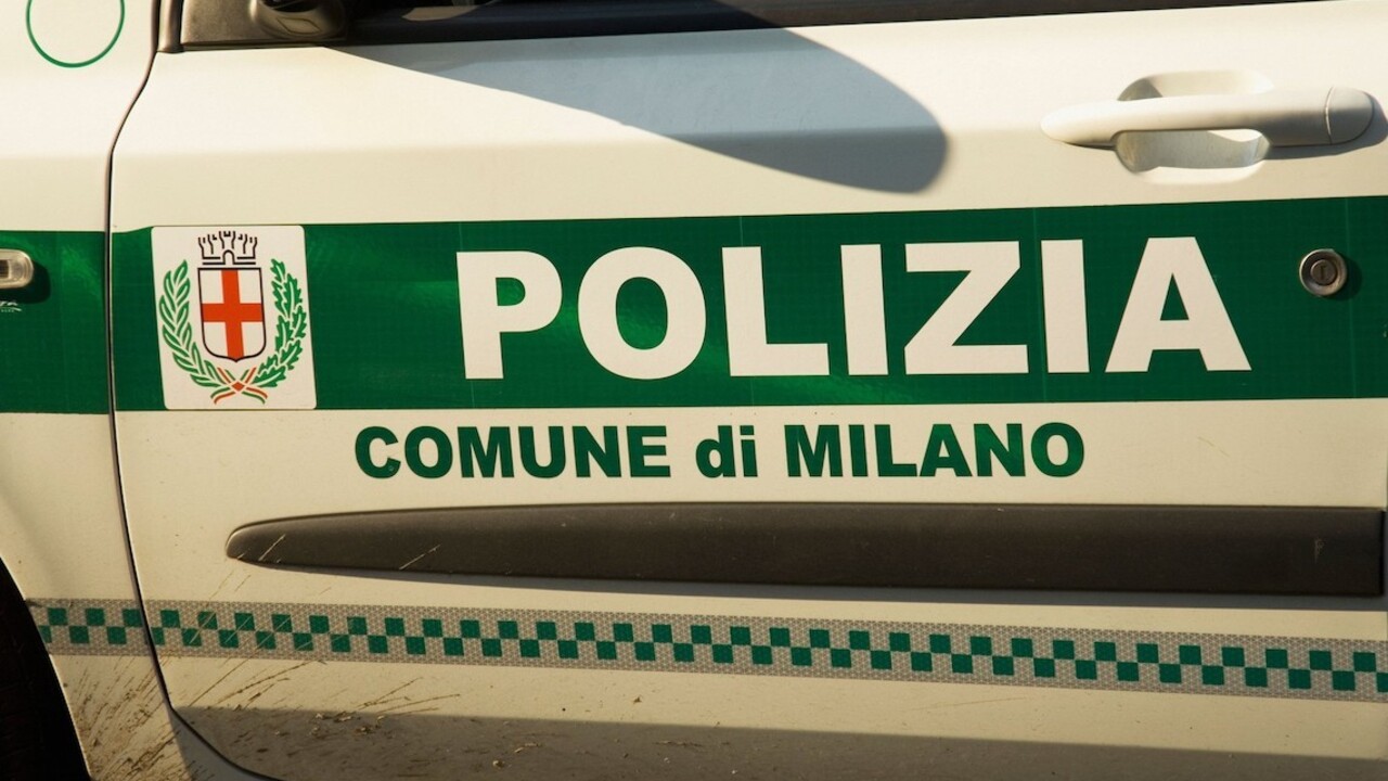 Zo zbrane sa vykľula atrapa. Chlapec ohrozoval spolužiakov, učiteľku napadol loveckým nožom