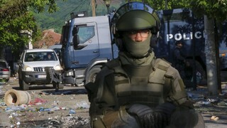 Situácia v Kosove sa vymyká spod kontroly. NATO vysiela posily pre misiu KFOR