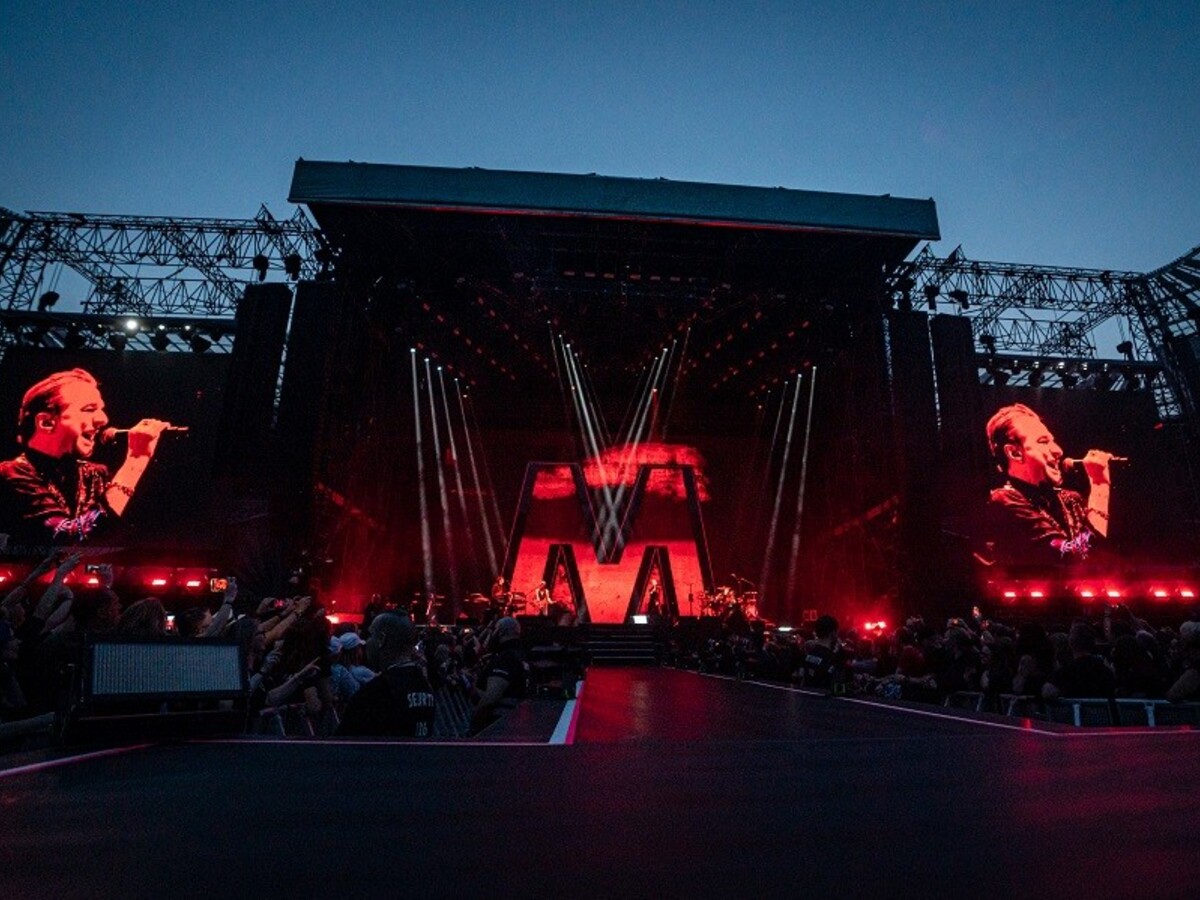 BRATISLAVA PRIVÍTALA DEPECHE MODE VYPREDANÝM ŠTADIÓNOM