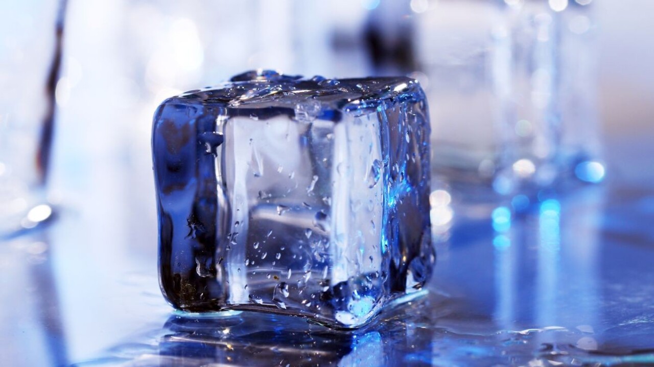 Pripravte si zásobníky na ľad, tomuto triku na chudnutie neuveríte: Stačí vám ľadová kocka!