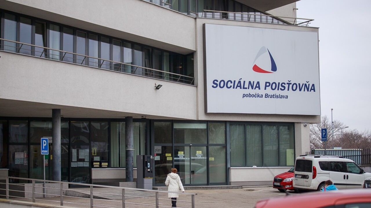 Zavádza sa povinná elektronická PN-ka. Ako je na nový systém pripravená sociálna poisťovňa?