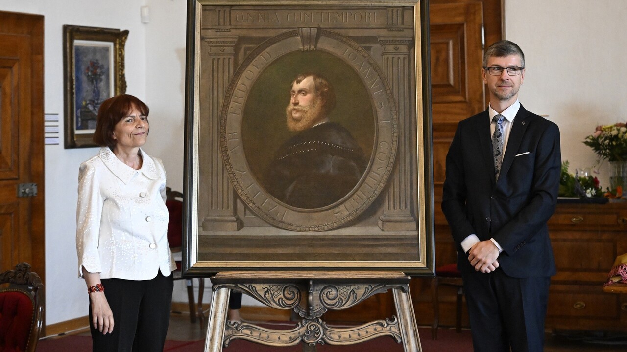 FOTO: Portrét grófa Pálffyho sa po desaťročiach vrátil naspäť do Bojníc, objavil ho študent