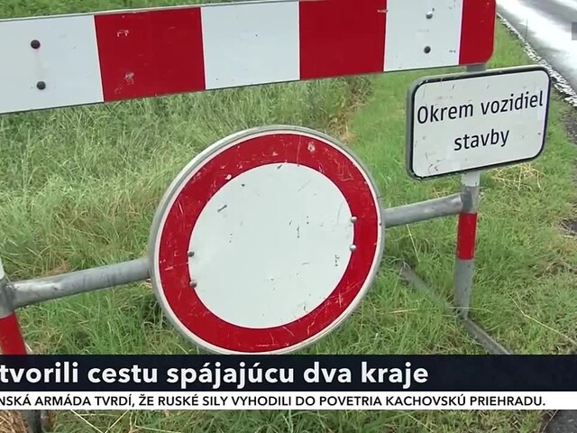 Uzatvorili cestu spájajúcu dva kraje. Vodiči budú musieť počítať s meškaním a obchádzkami