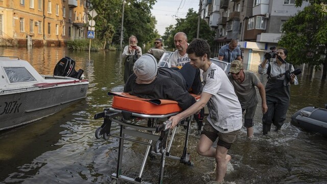 V zaplavených oblastiach Ukrajiny objavili baktérie cholery. Ekológovia monitorujú situáciu