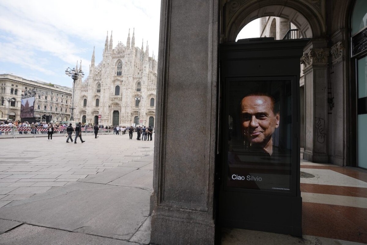 Berlusconi pohreb