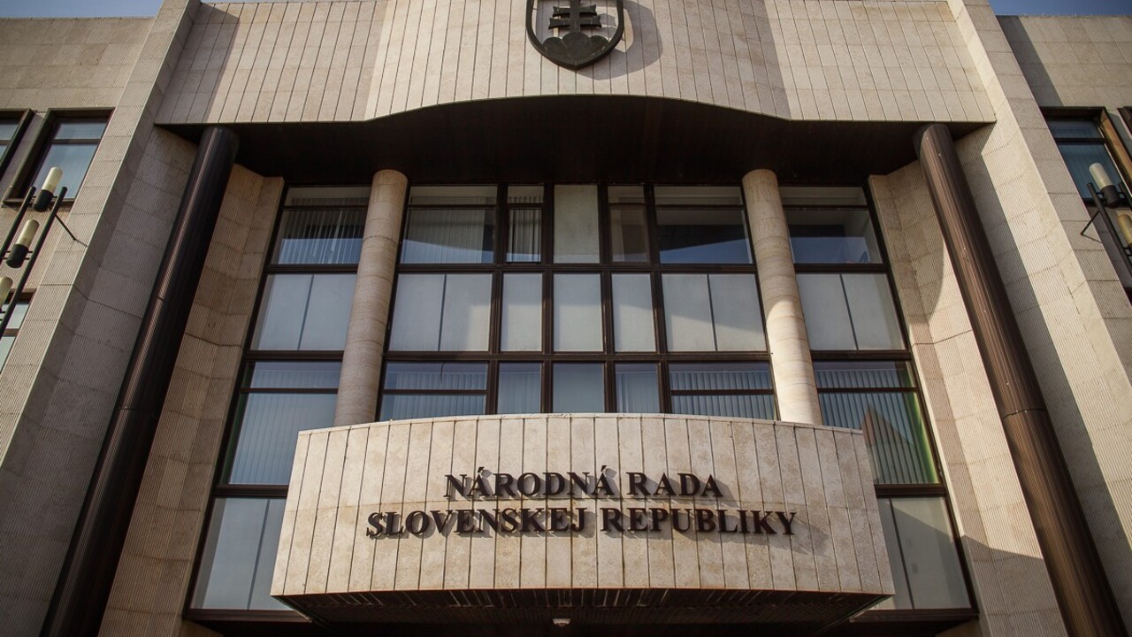 Poslanci ukončili rokovací deň. Ódorova úradnícka vláda nezískala dôveru parlamentu