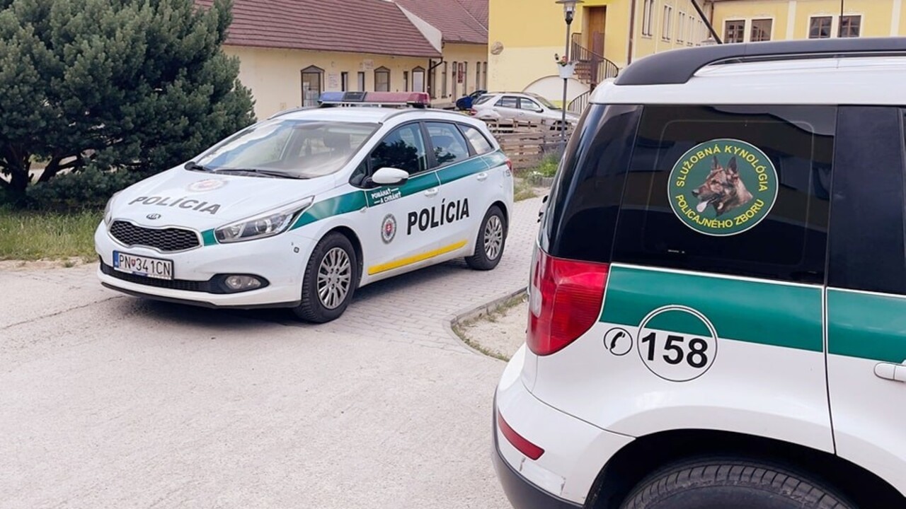 Vo Vrbovom museli evakuovať školu, žiak sa vyhrážal jej odpálením