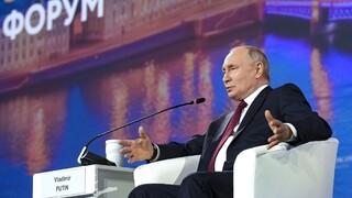 Putin označil Zelenského za hanbu židovského národa. Obvinil ho, že nie je Žid