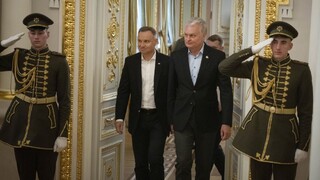 Prezidenti Poľska a Litvy sa stretli v Kyjeve. Ukrajinu chcú čo najskôr v NATO