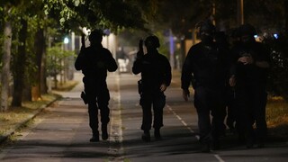 Niektorí vyjadrujú solidaritu s Palestínčanmi, iní hája právo Izraela. Vo svete sa konajú masové protesty