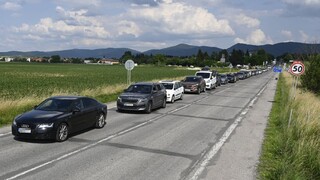 Slovensko je proti novým emisným limitom pre autá. Súhlasia s nami aj Francúzi a Taliani