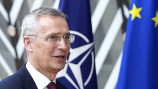 Stoltenberg ostáva šéfom NATO. Členské štáty sa dohodli, že jeho mandát sa predĺži