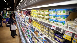 Akým jedlom plytváme najviac? Pozrite si, čo všetko vyhadzujú slovenské domácnosti 