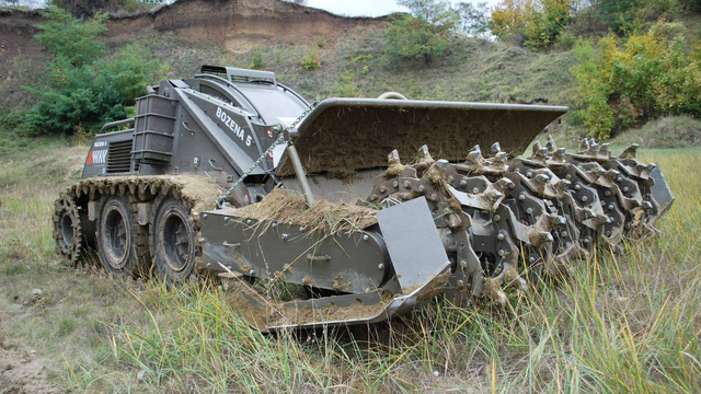 Darček pre Putina: Slováci sa skladajú na odmínovač Božena, zbierka je v polovici
