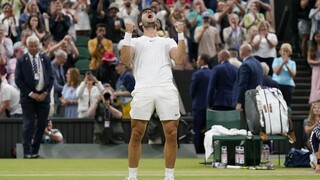 Alcaraz sa prvýkrát v kariére prebojoval vo Wimbledone do štvrťfinále. Zdolal Berretiniho