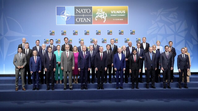 summit NATO